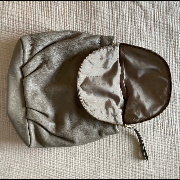 Marc by Marc Jacobs Leather Backpack - Picture 2 of 4